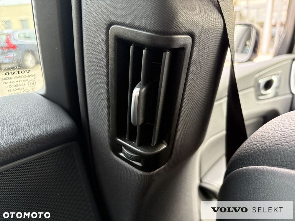 Volvo XC 60 - 24