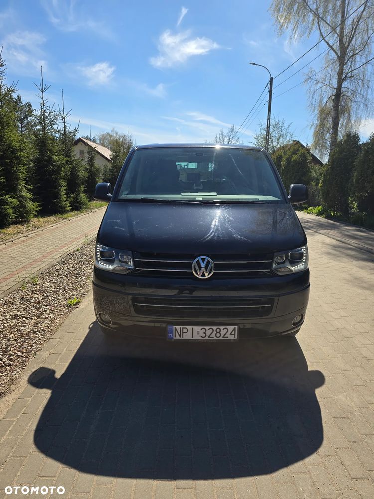 Volkswagen Multivan - 2