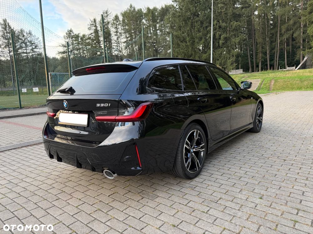 BMW Seria 3 330i xDrive M Sport - 8