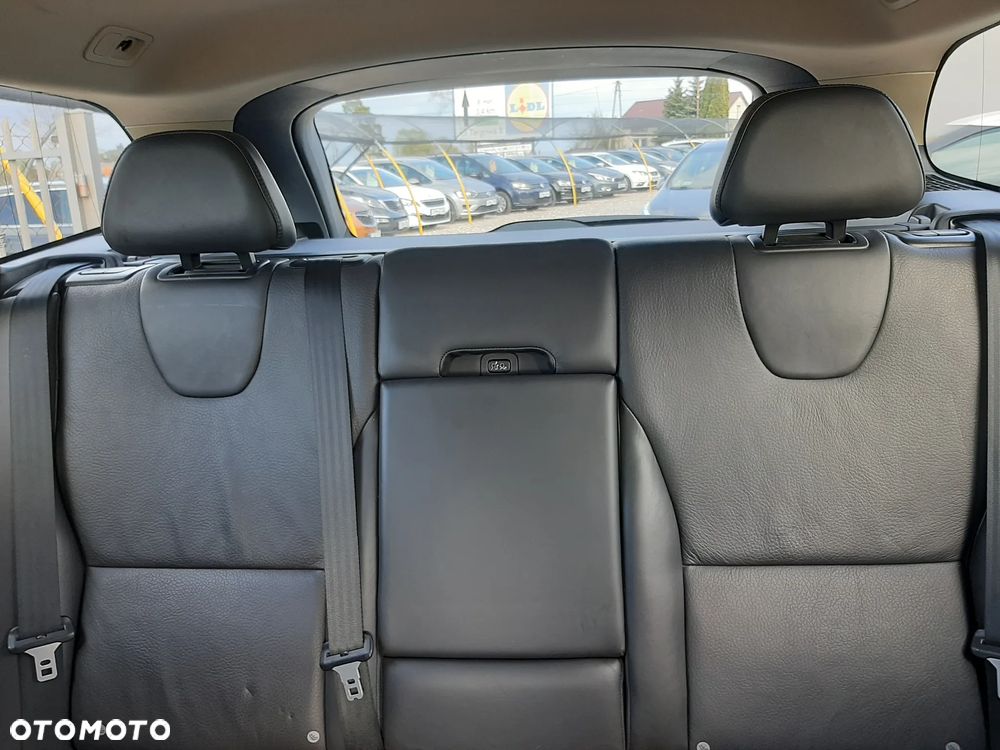 Volvo XC 60 D5 AWD Momentum - 13