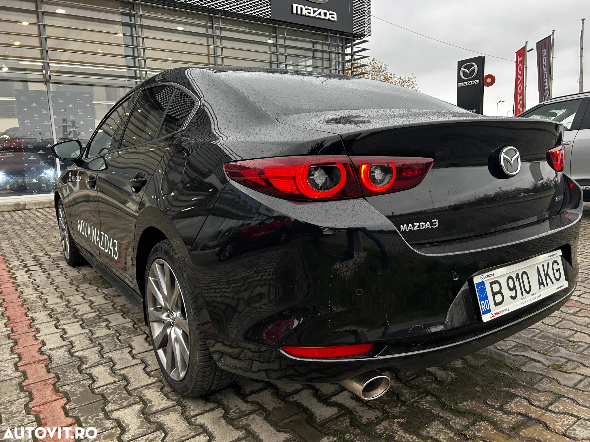 Mazda 3 - 5