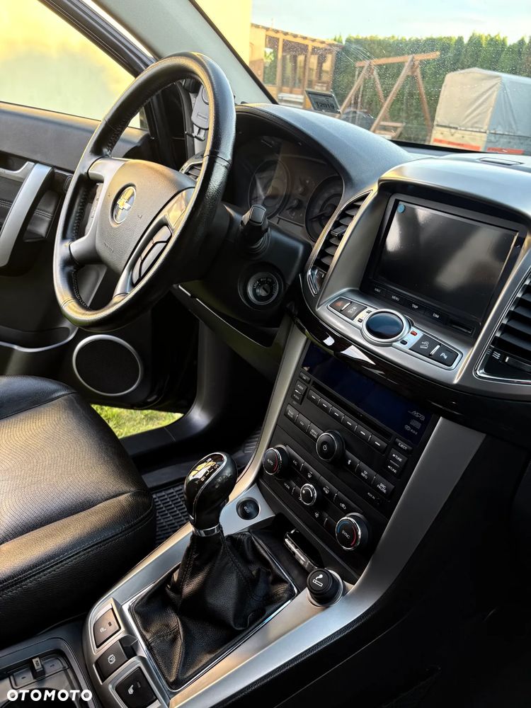Chevrolet Captiva 2.2 D LT - 8
