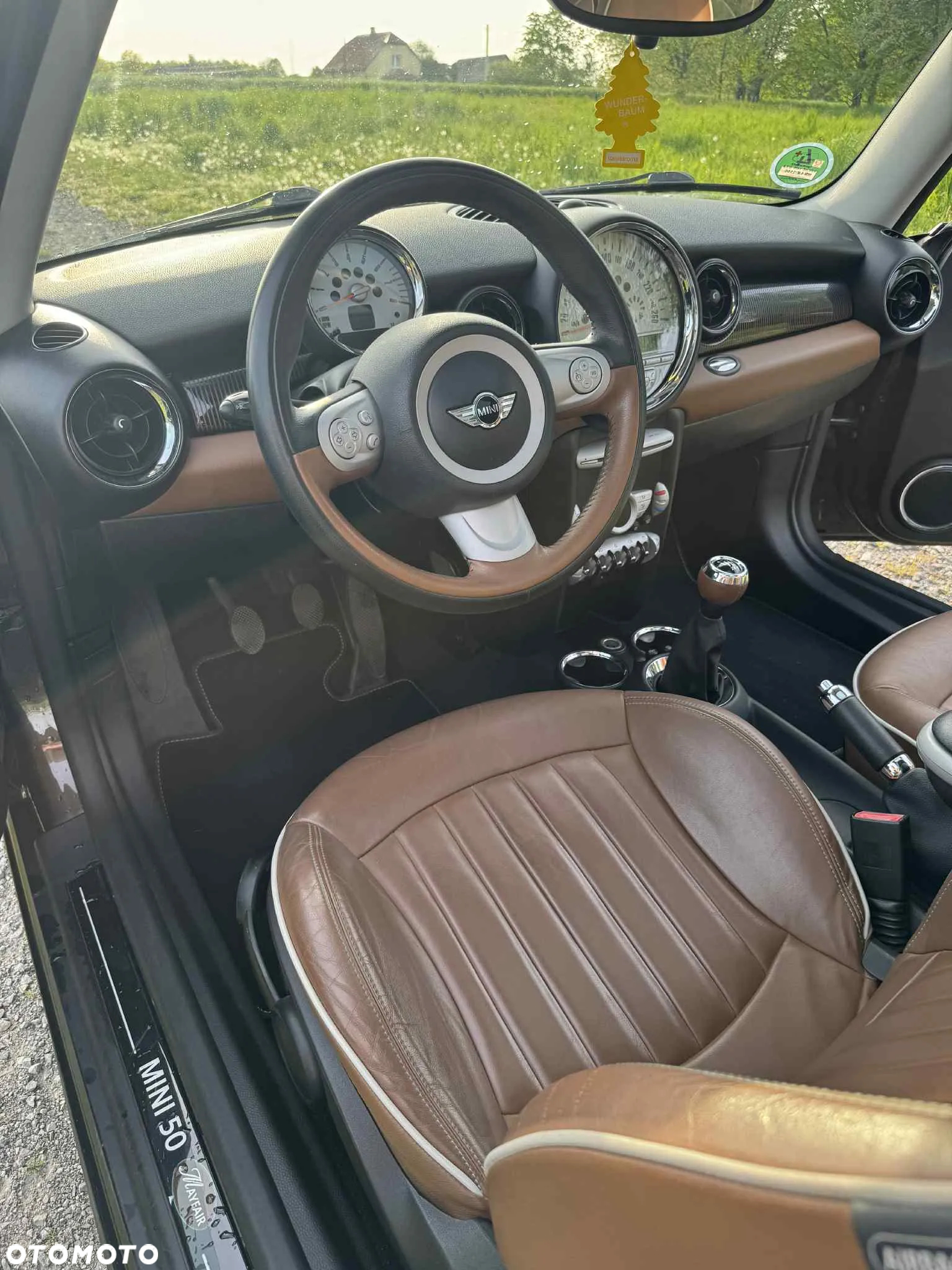 MINI Cooper 50 Mayfair - 16