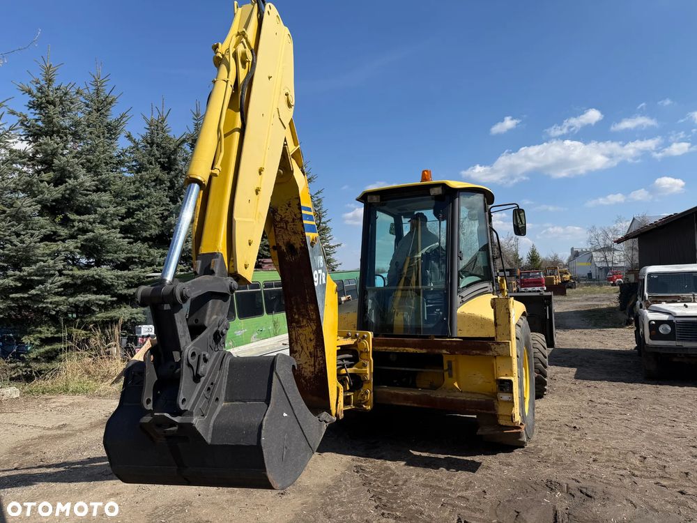Komatsu WB97R - 4