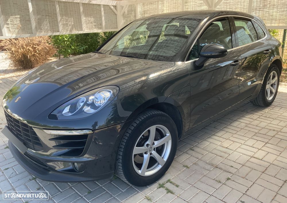 Porsche Macan Standard - 1