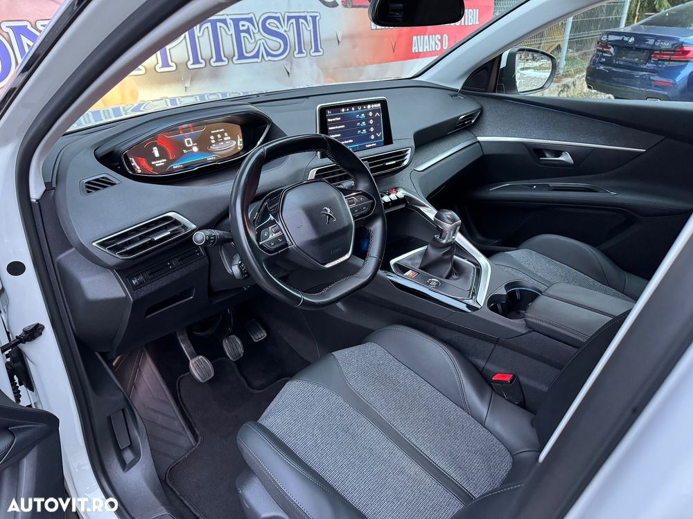 Peugeot 3008 1.2 PureTech Turbo S&S GT-Line - 21