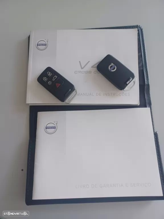 Volvo V40 Cross Country 2.0 D2 Kinetic - 40