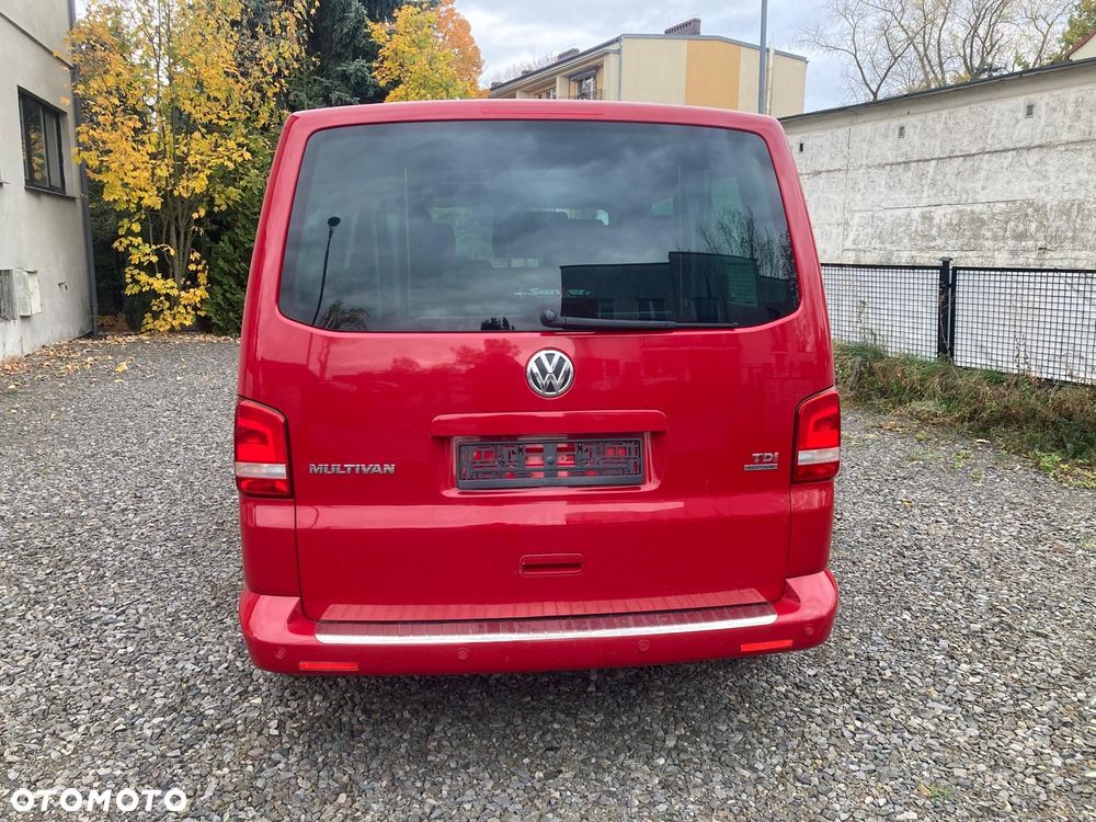 Volkswagen Multivan 2012 photo 3