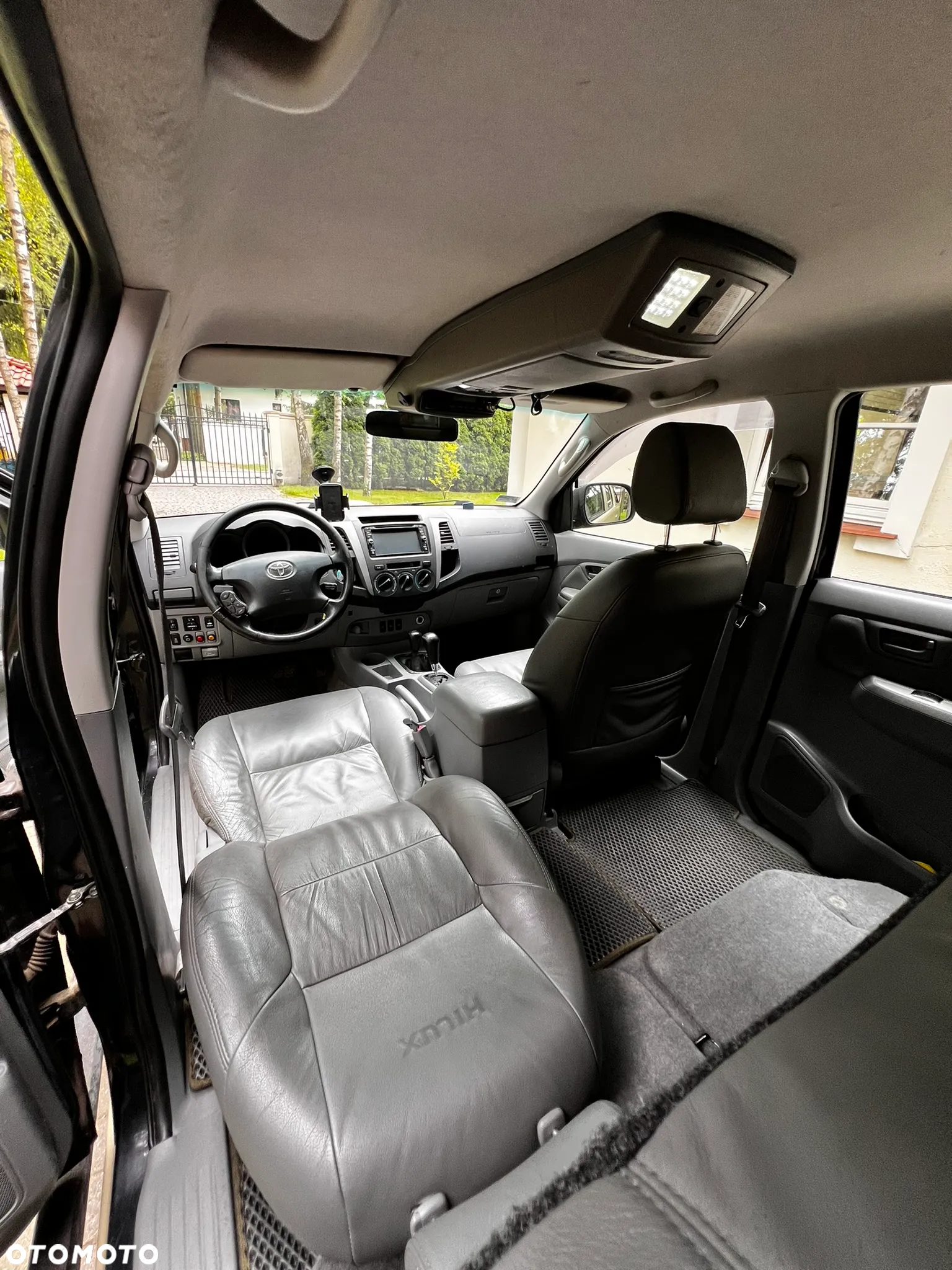 Toyota Hilux - 27