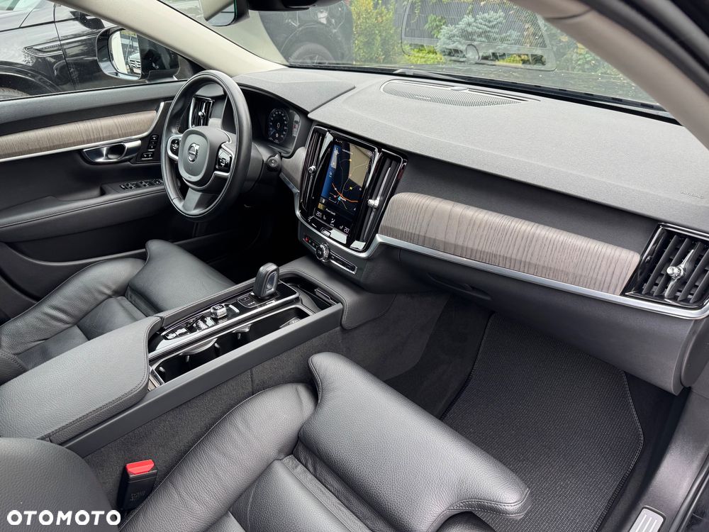 Volvo V90 Cross Country B4 D AWD Ultimate - 36