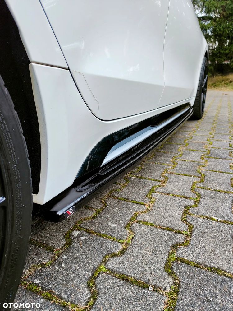 Kia ProCeed - 13