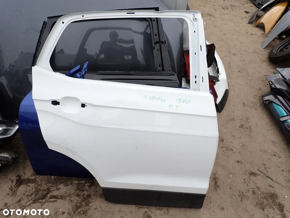 VW T-CROSS DRZWI PRAWE TYŁ TYLNE - 1