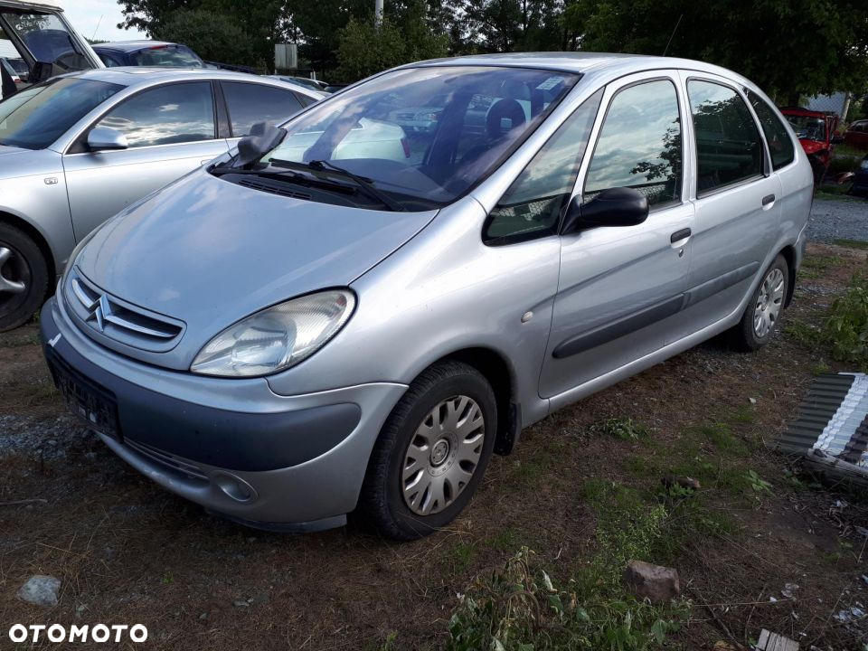 Części Citroen  Xsara Picasso 2.0 HDI 2000r diesel - 2