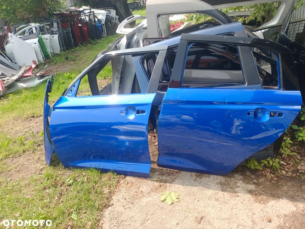 Drzwi lewe tylne tył Suzuki Swift mk9 - 4