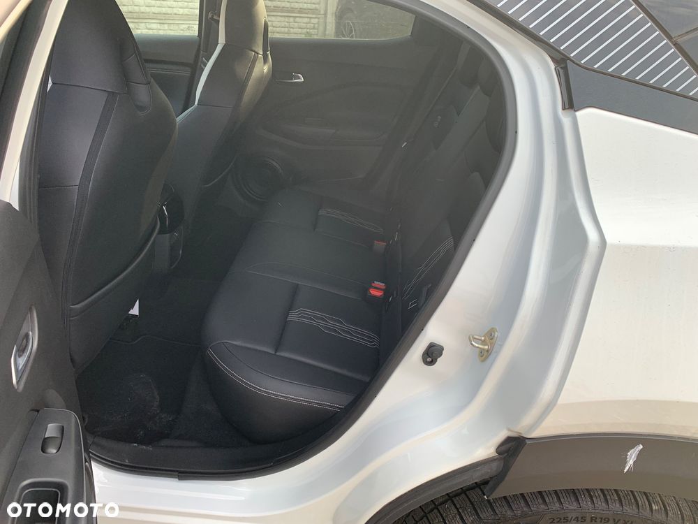 Nissan Juke 1.6 4AMT Premiere Edition - 20