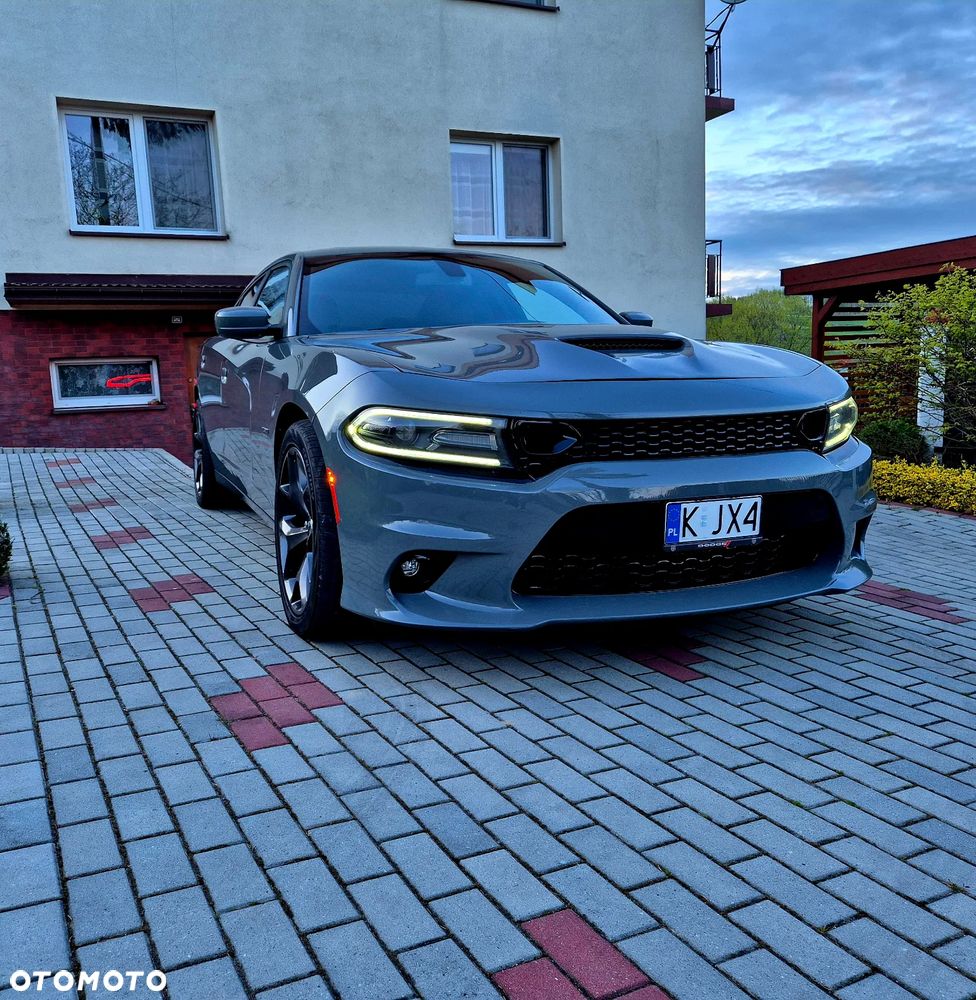 Dodge Charger 5.7 R/T - 2