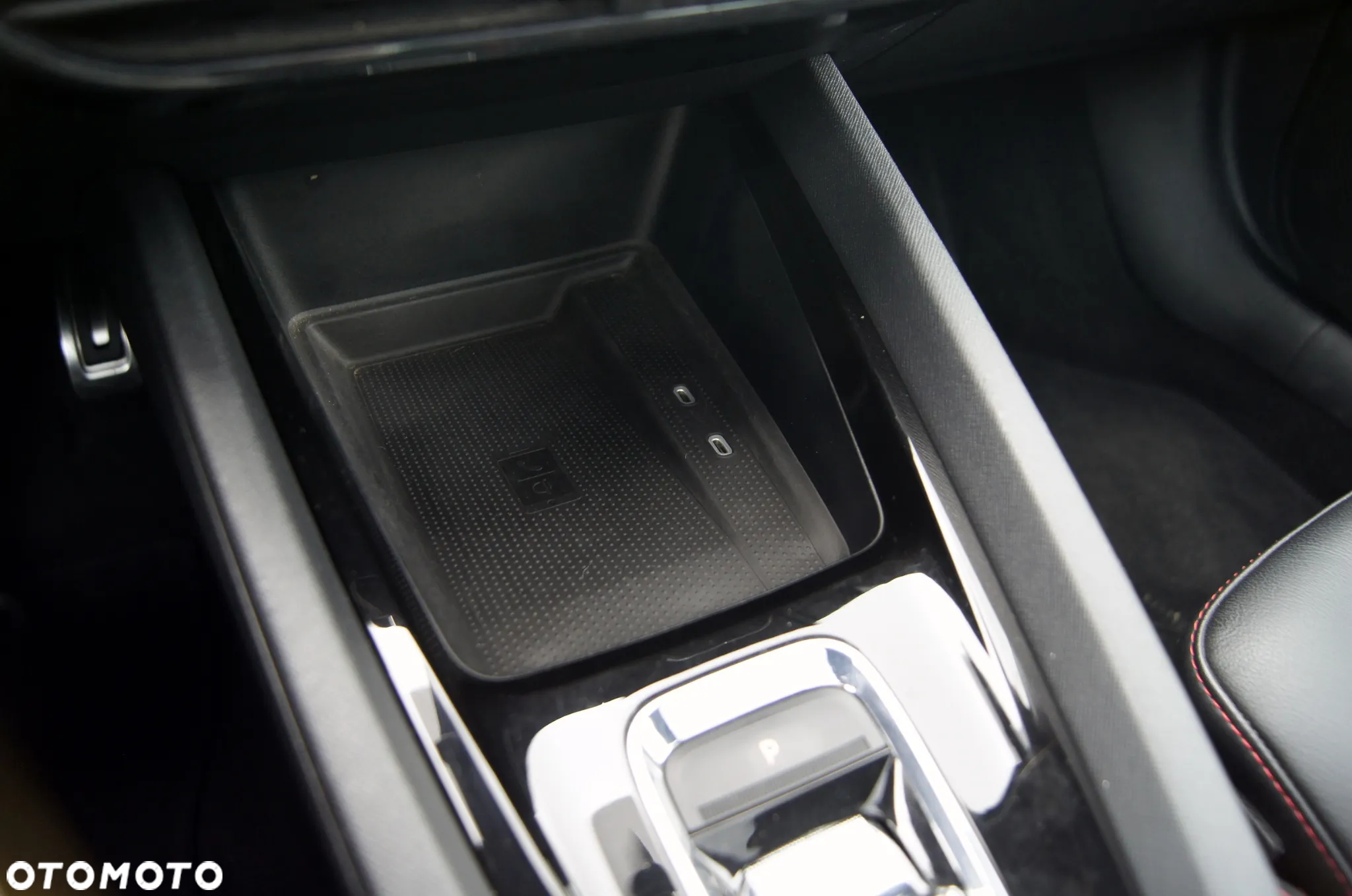 Skoda Octavia Combi 2.0 TSI DSG RS - 18