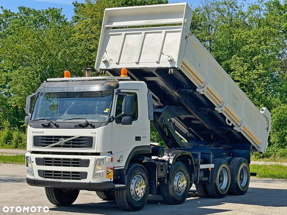 Volvo FM 440 * WYWROTKA 5,90 m + BORDMATIC / 8x4 * STAN BDB - 5