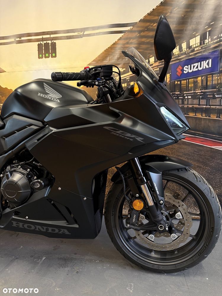 Honda CBR - 12
