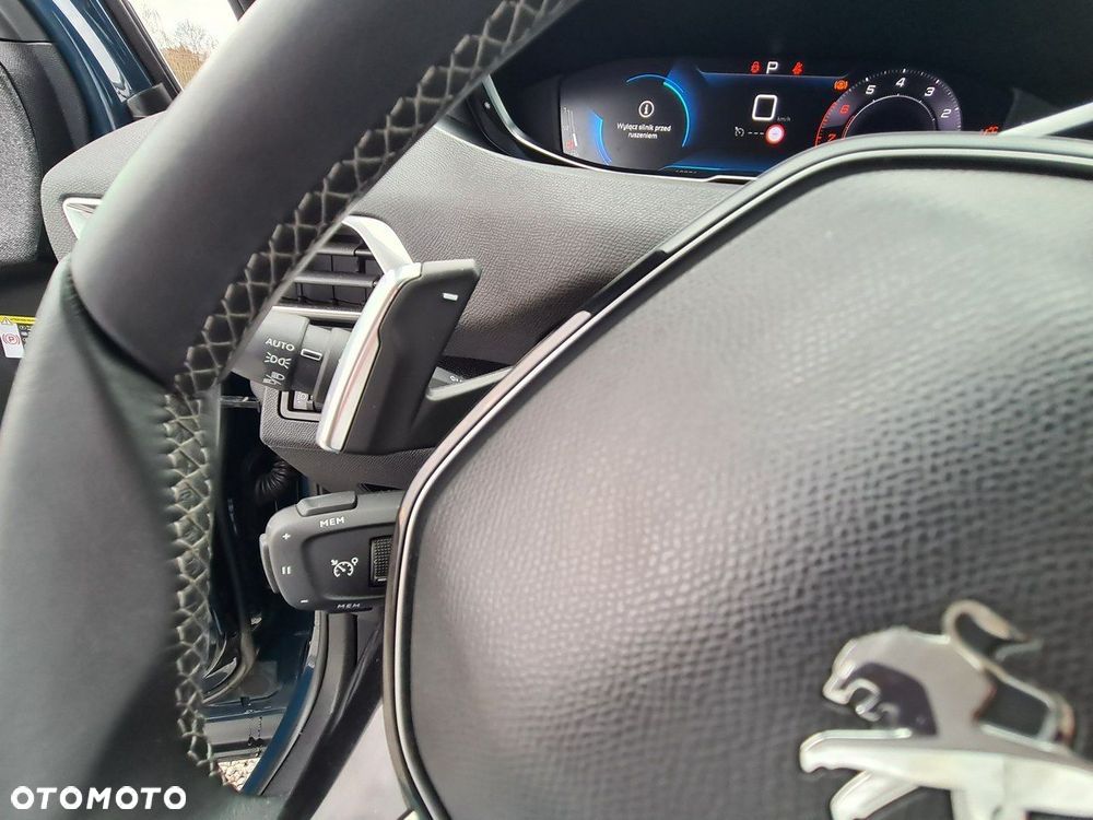 Peugeot 3008 1.2 PureTech Allure Pack S&S EAT8 - 27