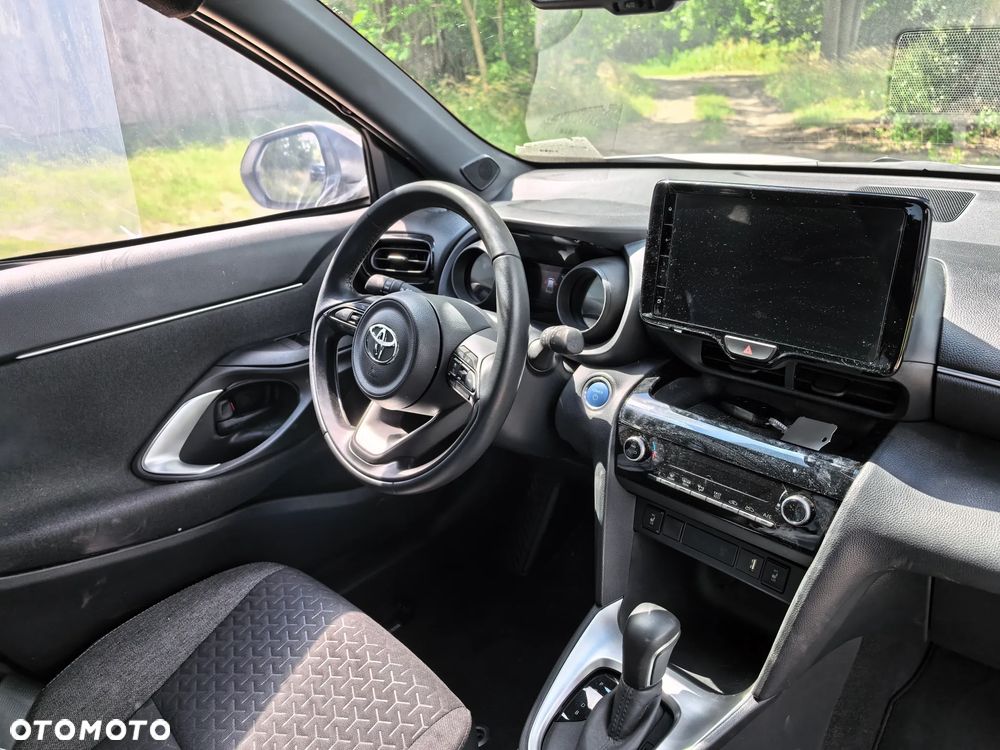 Toyota Yaris Cross 130 1.5 VVT-i Team Deutschland - 5