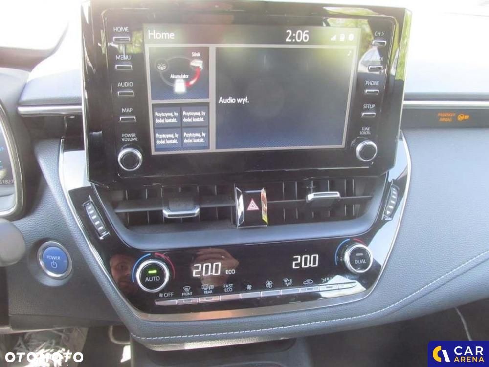 Toyota Corolla - 24