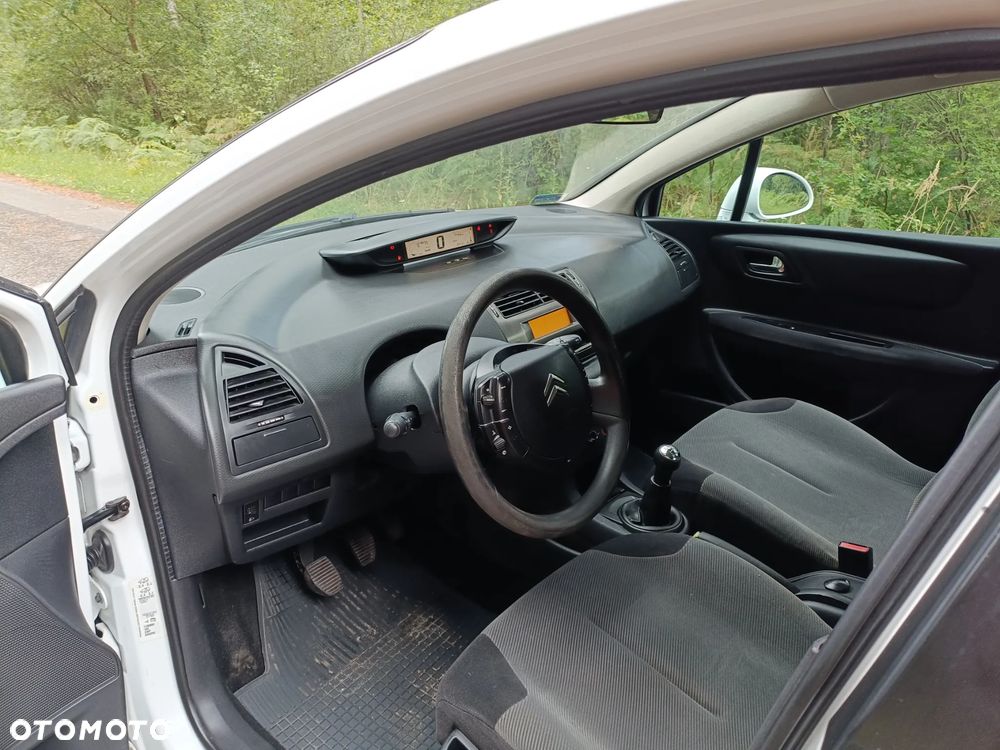Citroën C4 1.6 HDi Impress - 9