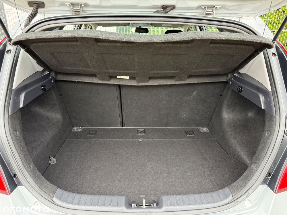 Hyundai i30 1.4 Comfort EU5 - 22