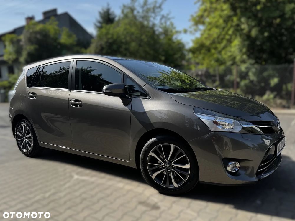 Toyota Verso 1.8 Prestige MS 7os EU6 - 14