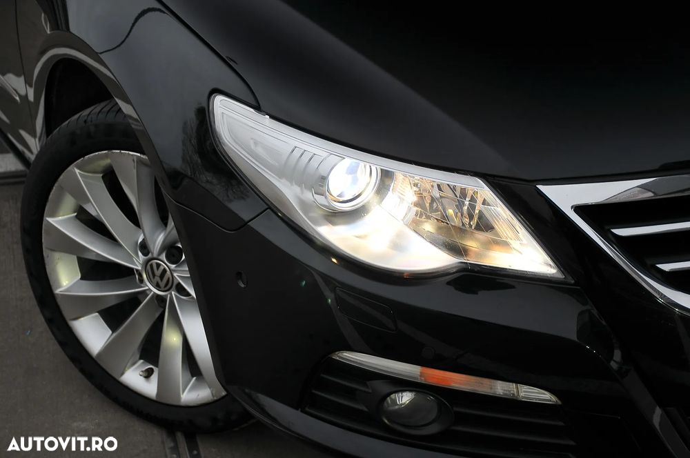 Volkswagen Passat CC - 16