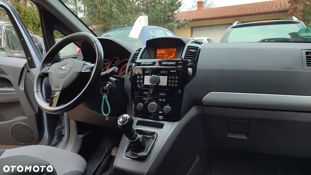 Opel Zafira 1.8 Selection - 14
