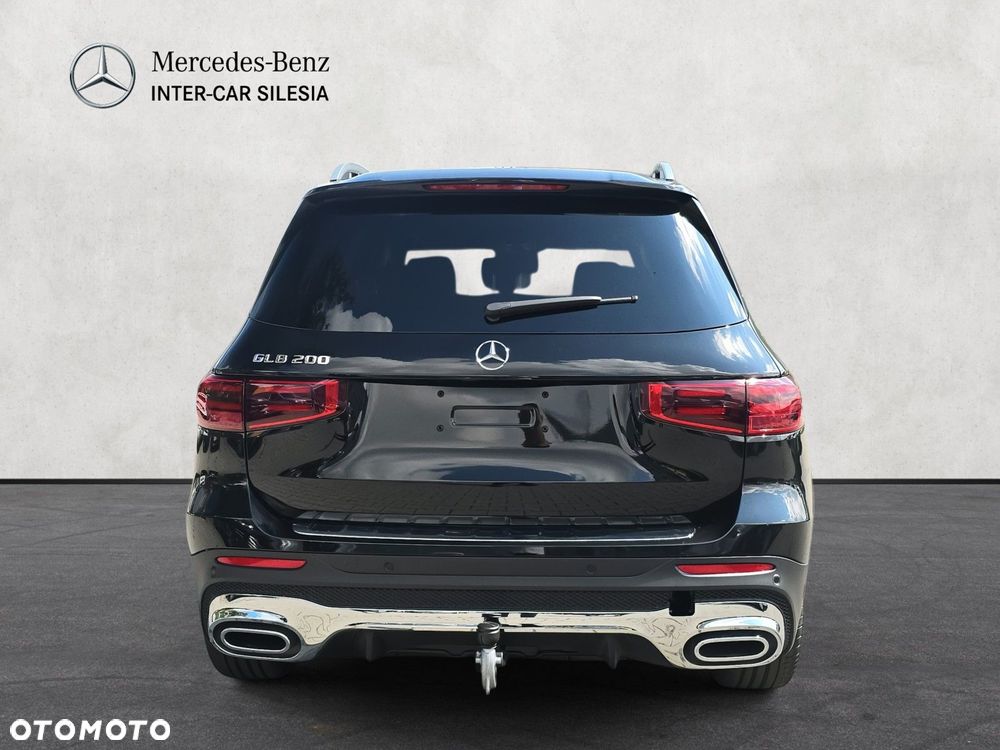 Mercedes-Benz GLB - 6