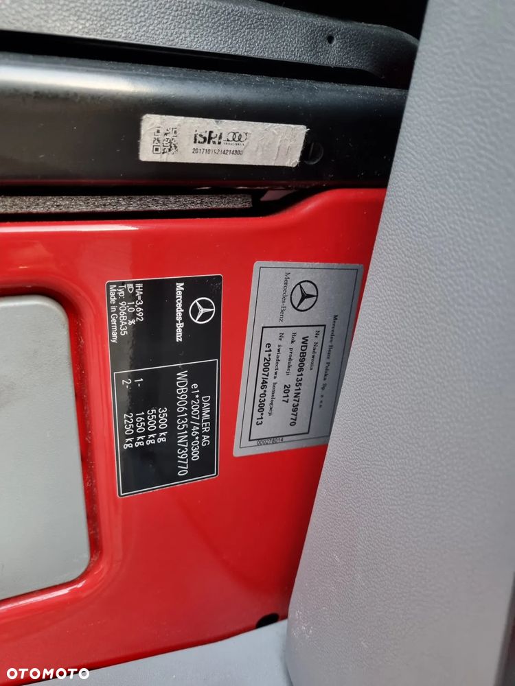 Mercedes-Benz Sprinter - 7