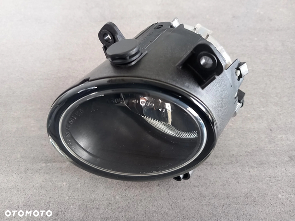 Lampa lewa przednia przeciwmgielna Ford Mondeo 2000-2007 1126982