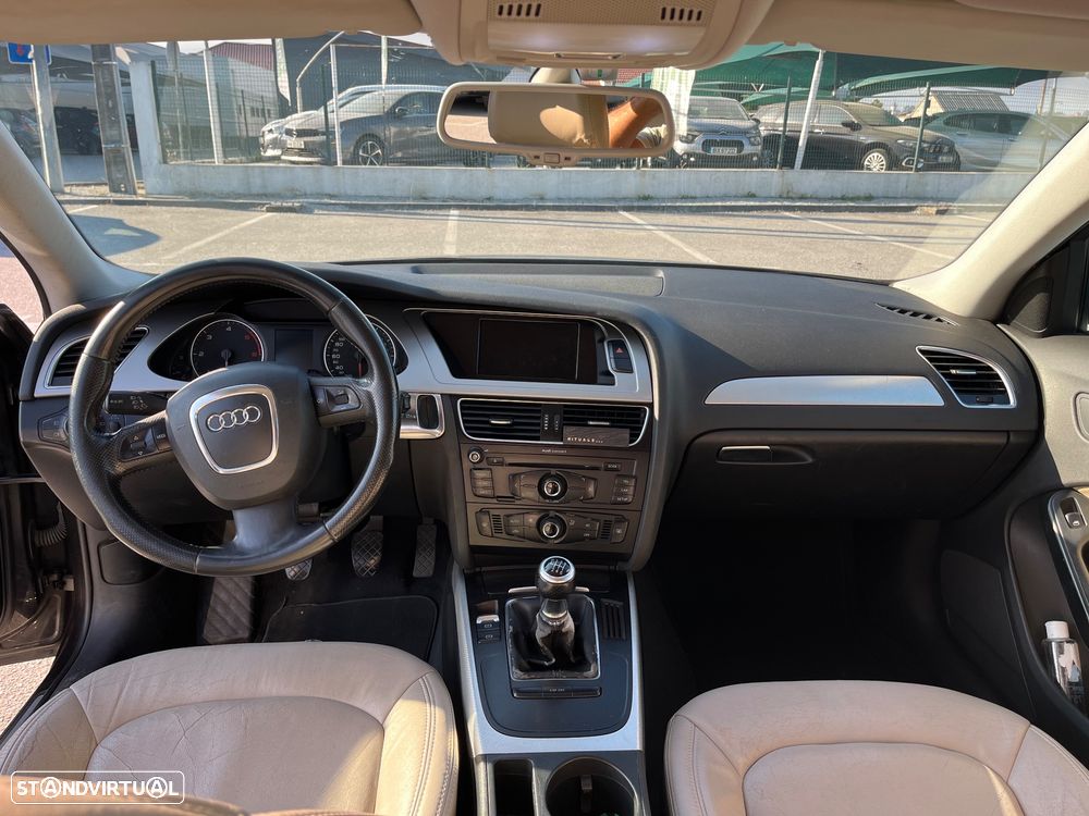 Audi A4 Avant 2.0 TDI - 14