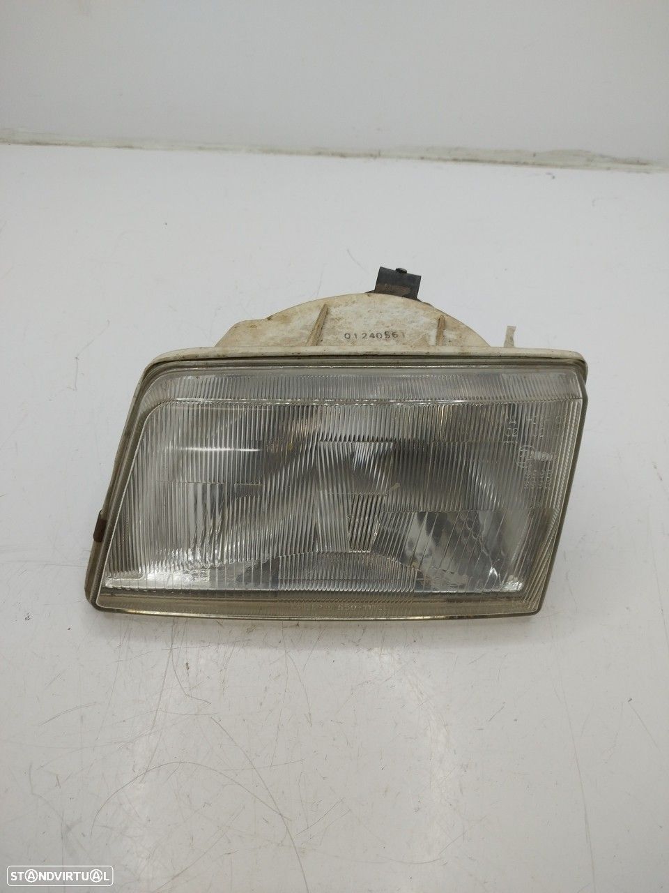 Farol/ Otica Dianteiro Esq Peugeot 205 Ii (20A/C) - 1
