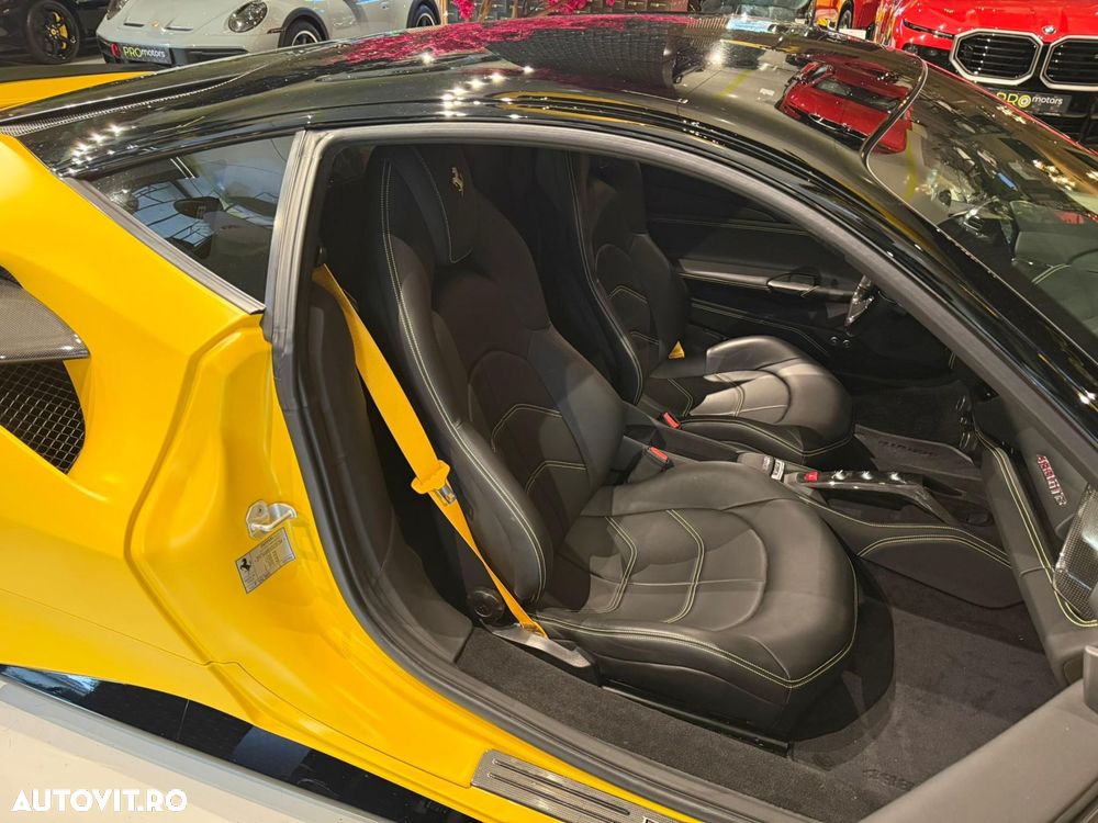 Ferrari 488 GTB - 27