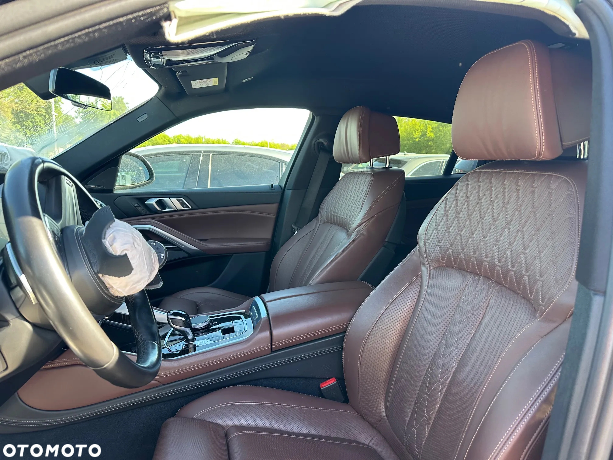 BMW X6 M50i - 14