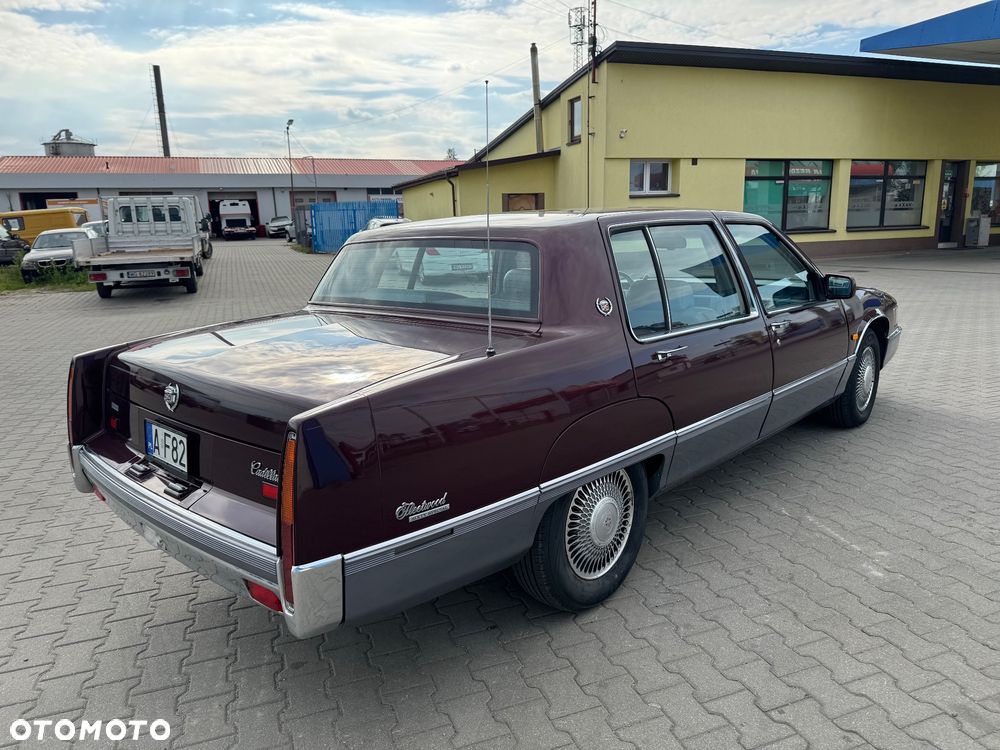 Cadillac Deville - 4