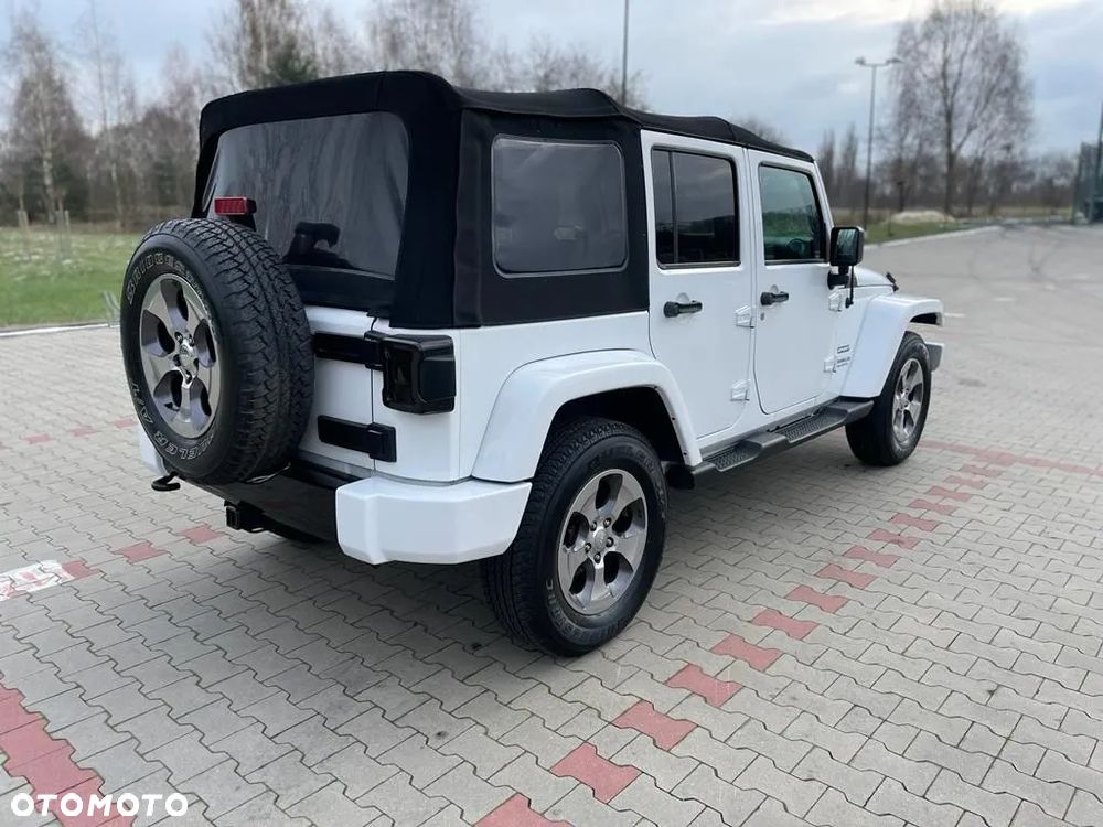 Jeep Wrangler - 20