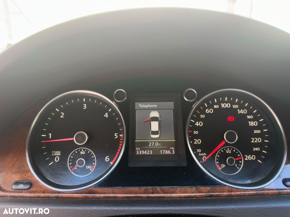 Volkswagen Passat - 6