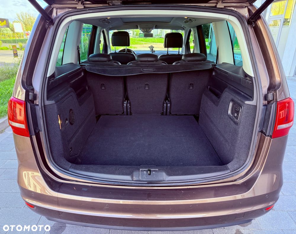 Volkswagen Sharan 2.0 TDI Highline - 14