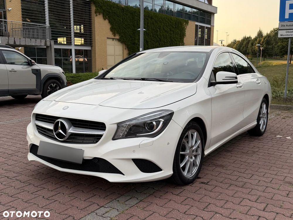 Mercedes-Benz CLA 200 7G-DCT - 1