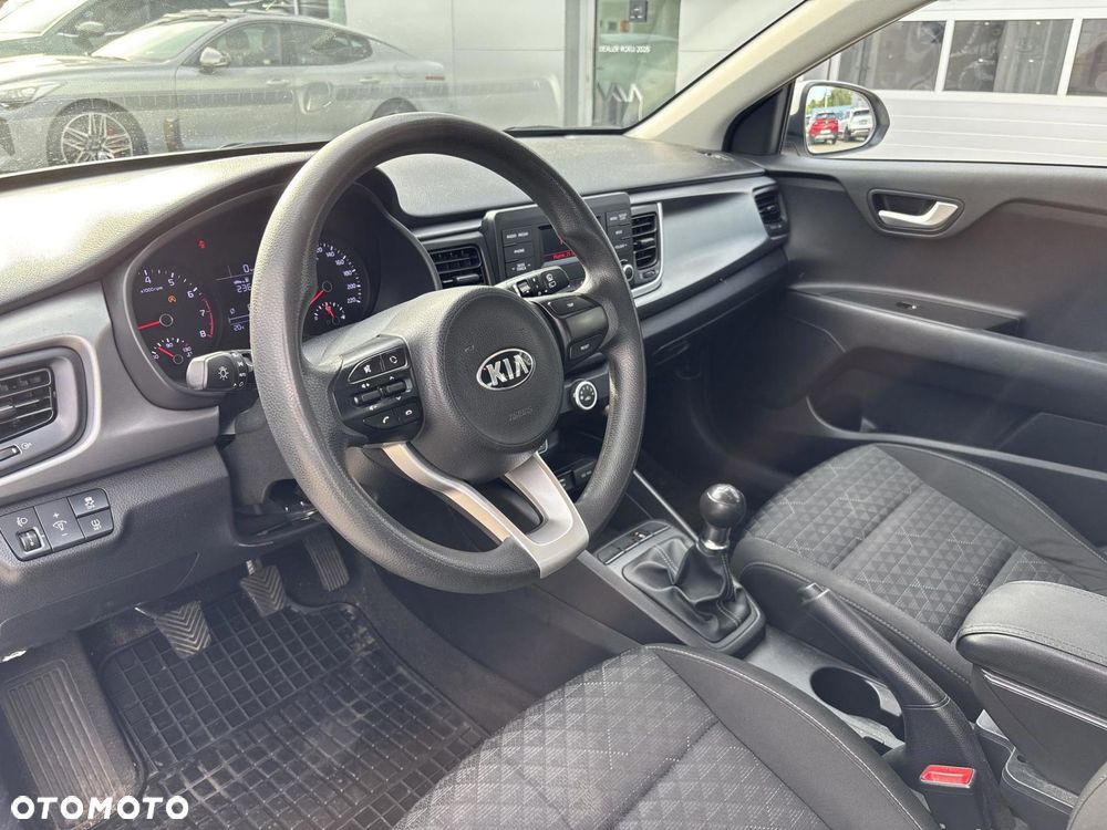 Kia Rio 1.2 M - 10