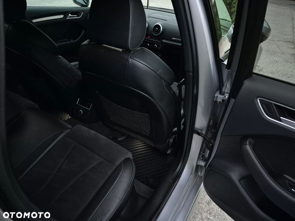 Audi A3 Sportback 35 TFSI Sport - 31