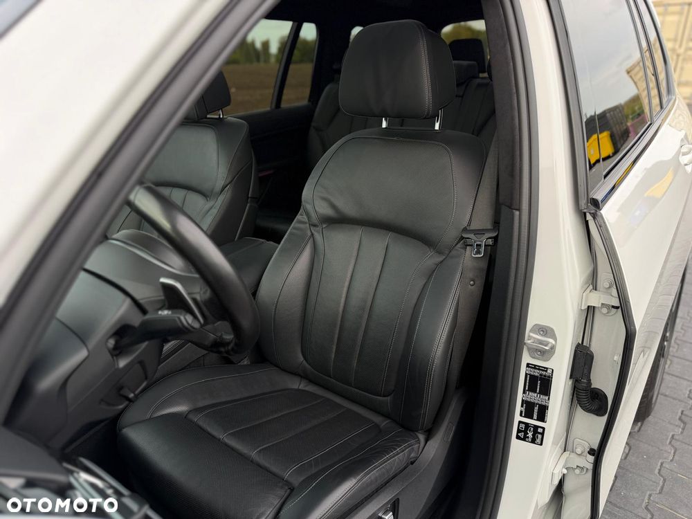 BMW X7 M50d sport - 14