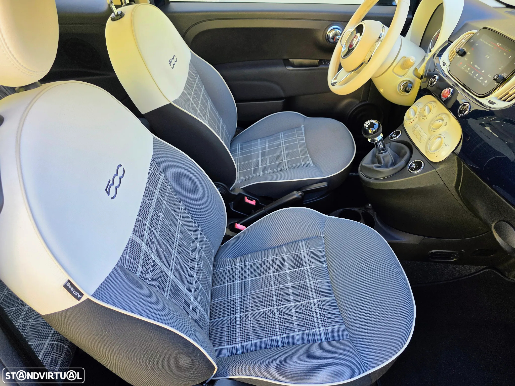 Fiat 500 1.0 Hybrid Lounge - 44