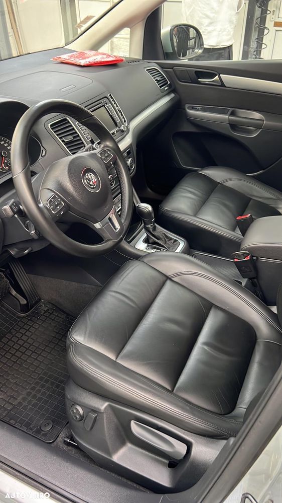 Volkswagen Sharan 2.0 TDI DSG BlueMotion Technology Highline - 4