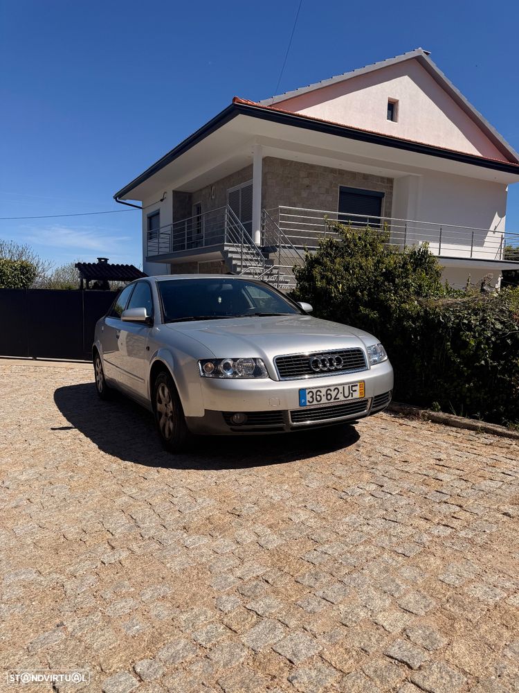 Audi A4 1.9 TDI m6 - 1