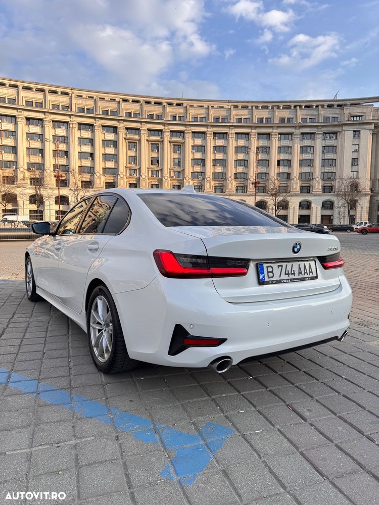 BMW Seria 3 320d Aut. Edition Luxury Line Purity - 9